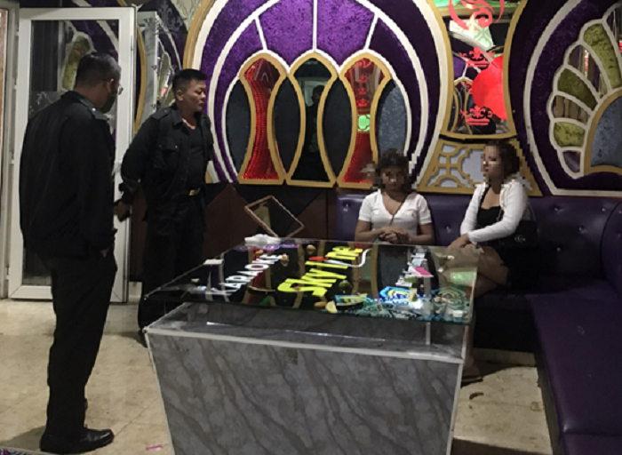 CAH KIEM TRA QUAN KARAOKE 2